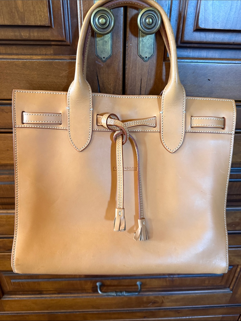 Dooney & Bourke Natural Tan Leather Knot-Detail Tote